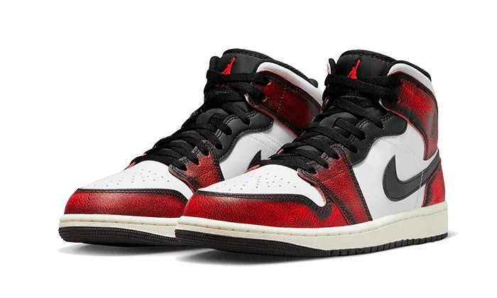 Nike Air Jordan 1 Mid SE Wear-Away Chicago