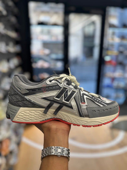 New Balance 1906R AC