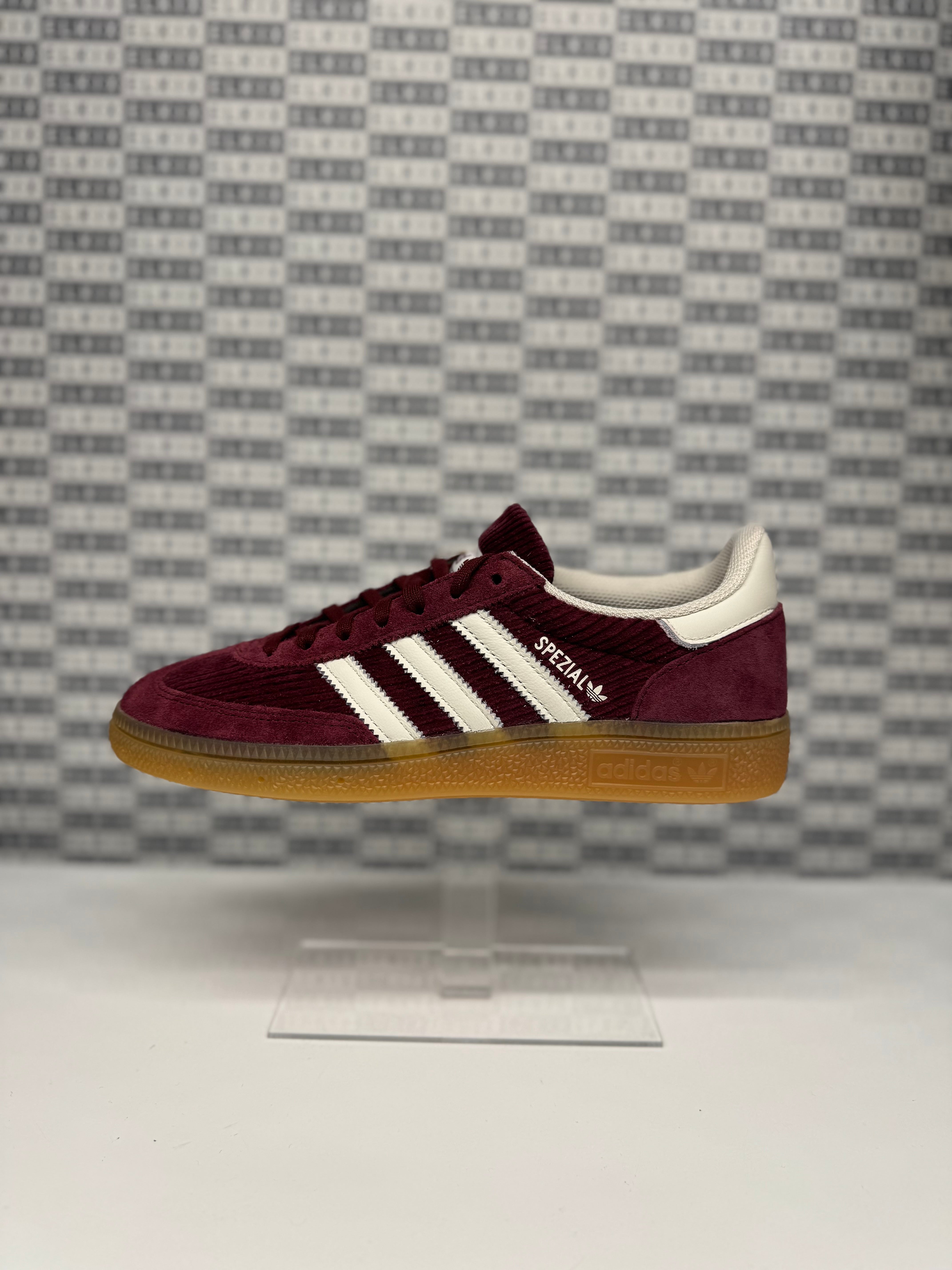 HANBALL SPEZIAL SHADOW